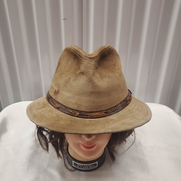 Vintage Accessories - Vintage 70s Suede Fedora Hat Leather  Band Tan Brown Structured Union M